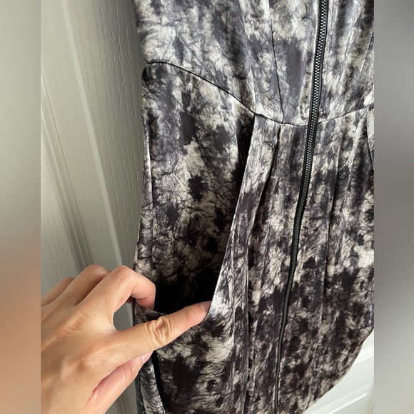 Cluny Zip Up Dress - Size 8 - Picture 4 of 5